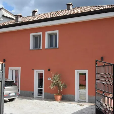Il Pettirosso Pollino Bed & Breakfast 3*