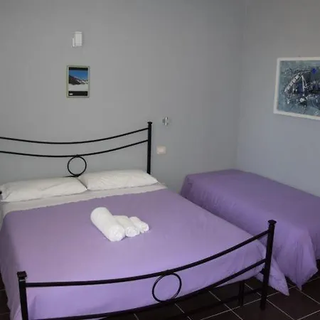 Il Pettirosso Pollino Bed & Breakfast